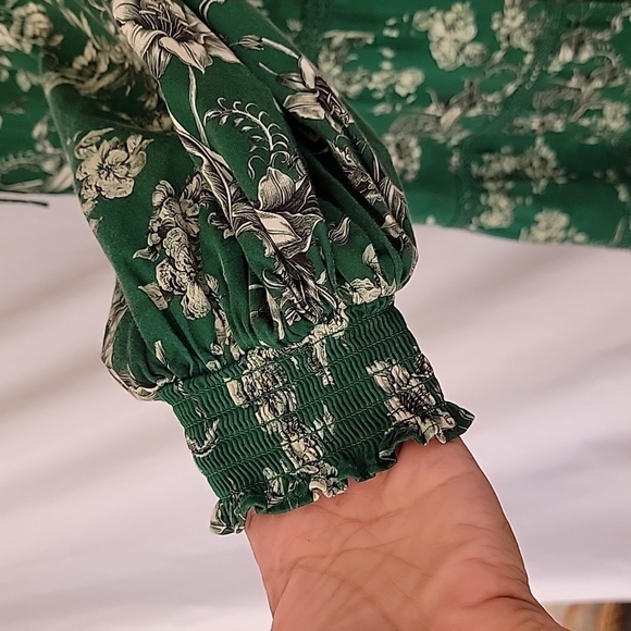 Alice + Olivia Size SP Layla Green Floral Tiered Ruffle Dress, Gently Used Cond. - Picture 7 of 16